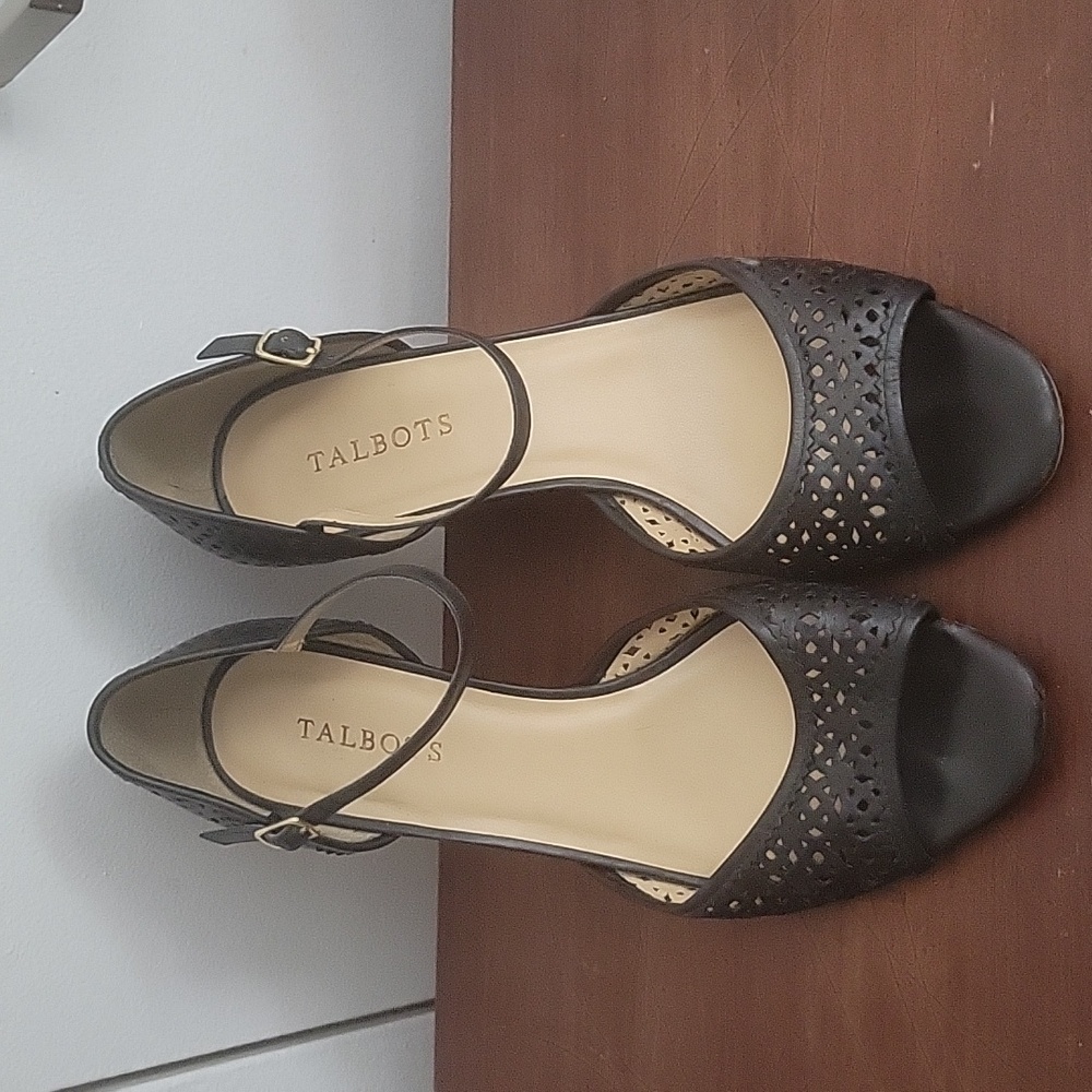 Talbots wedge sandals